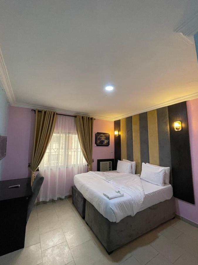 Alluring View Hotel - Allen Avenue Lagos Zewnętrze zdjęcie