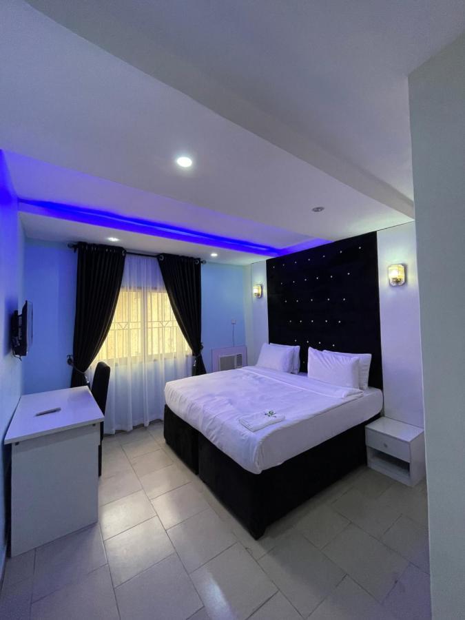 Alluring View Hotel - Allen Avenue Lagos Zewnętrze zdjęcie