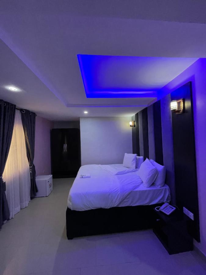 Alluring View Hotel - Allen Avenue Lagos Zewnętrze zdjęcie